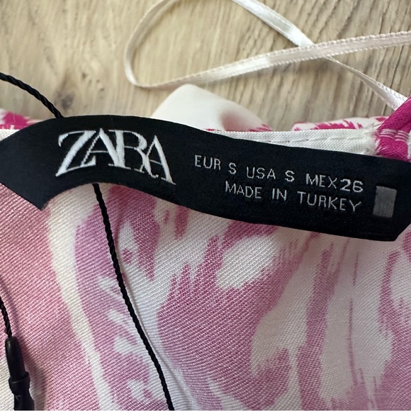 NWT Zara Pink and White Ikat Wide Leg Jumpsuit size S - Picture 3 of 9